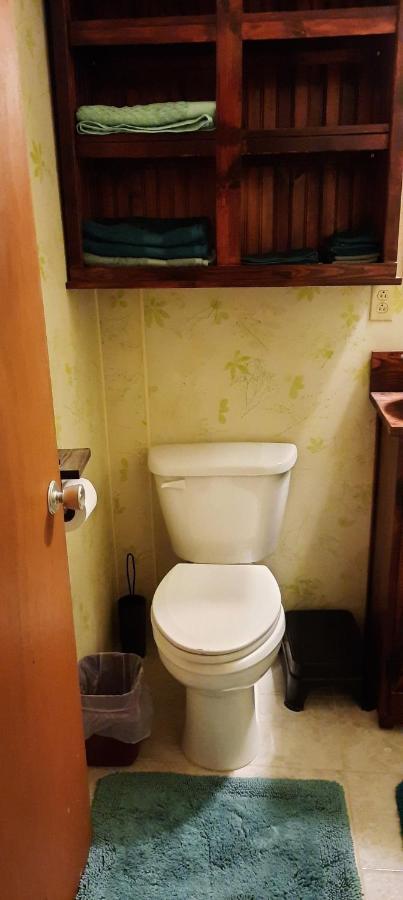 Sandie'S Country Bed And Bath チーフランド エクステリア 写真